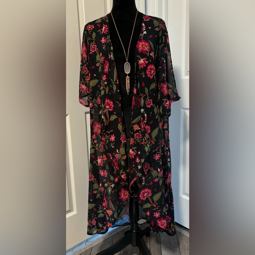 NWT Floral Kimono/Duster